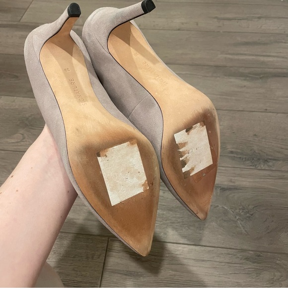 Nordstrom Signature Light Gray Suede pumps / high heels - Picture 7 of 7